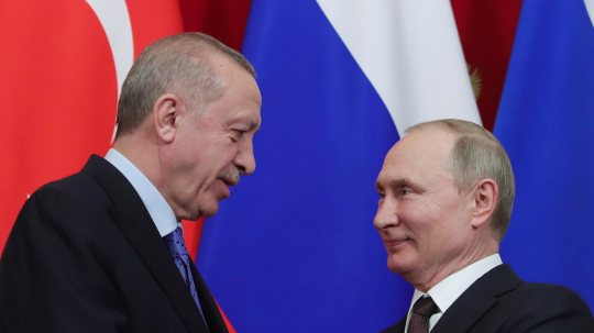Törökország kész közvetíteni Oroszország és Ukrajna között