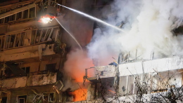 Ukrajna: Hat ember halt meg az orosz éjszakai támadásokban Kijevben