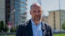 A kormány megszünteti a Bejelentővédelmi Hivatalt, a döntést éles kritika kíséri