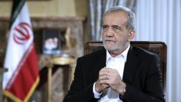 Maszúd Peszeskján: Irán újjáépíti nukleáris létesítményeit