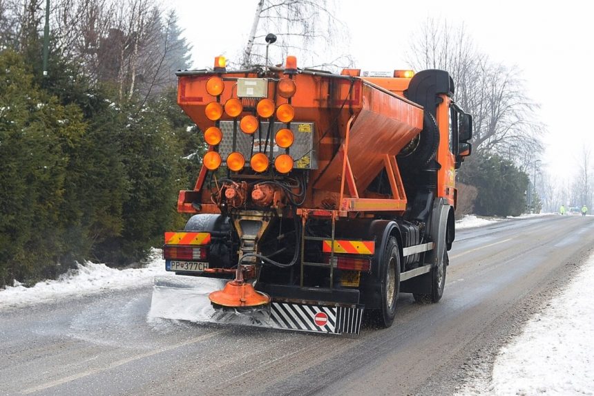 Háromezer tonna sóval készül a télre a nyitrai útkezelő vállalat
