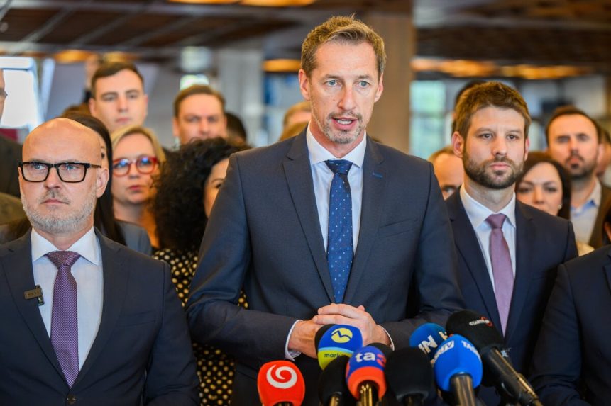 A Smer szerint A KDH a PS-szel akarja képviselni a konzervatív értékeket