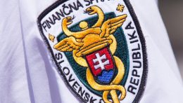 Országos razziát indítanak a pénzügyőrök a hazai üzletekben