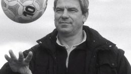 Elhunyt Jenei Imre, a magyar labdarúgó-válogatott volt szövetségi kapitánya