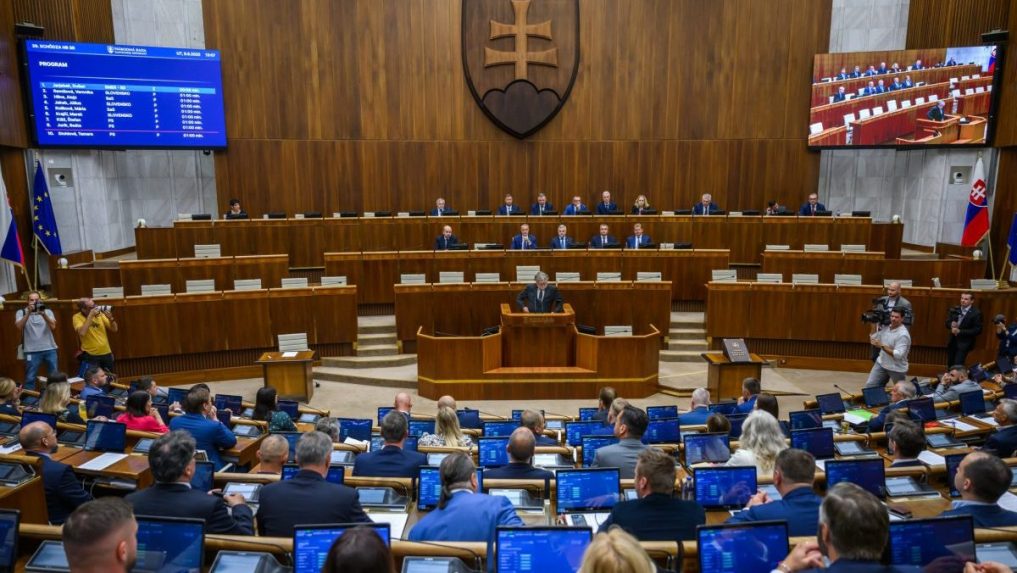 Megszűnik a Bejelentővédelmi Hivatal