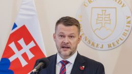 Új törvény készül a gyerekek digitális védelméről