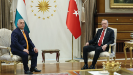 Törökországgal a hadiipari együttműködés hídjait építettük, mondta Orbán Viktor