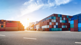 Októberben 560 millió eurós többlettel zárt a külkereskedelem