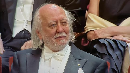 Krasznahorkai László átvette az irodalmi Nobel-díjat