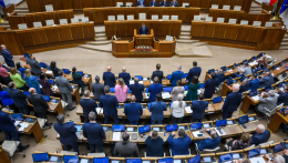 Megtörte a parlament az ÚOO átalakításával kapcsolatos elnöki vétót