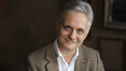 Nyáry Krisztián: „Krasznahorkai egyszerre magyar és univerzális, ilyenek a legnagyobbak“