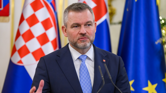 107 jogszabályt írt idén alá az államfő