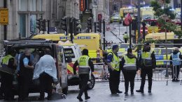 Több mint húsz év börtönre ítélték a Liverpool bajnoki parádéján tömegbe hajtó jármű vezetőjét