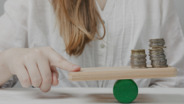 A kormány szigorúbb szabályokat hagyott jóvá a férfiak és nők közötti bérkülönbségek ellen