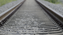 Szünetel a vasúti közlekedés Vágtornóc és Vágsellye között