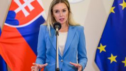 Zacharová: Egyelőre nem tudjuk szakmailag értékelni az AB döntését