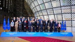 Hlas-SD üdvözli az EU csúcstalálkozó döntéseit, az ellenzék a szlovák kormány képmutatását látja az ügyben