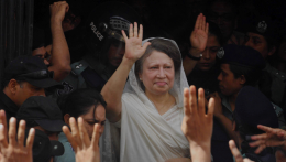 Elhunyt Banglades volt miniszterelnöke, Khaleda Zia