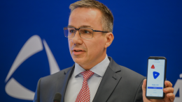 Jövő májustól online is megtekinthető lesz a nyugdíjak előrejelzése