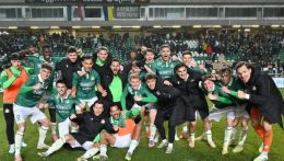 Labdarúgó NB I: rangadót nyert a Győr, és őszi bajnok