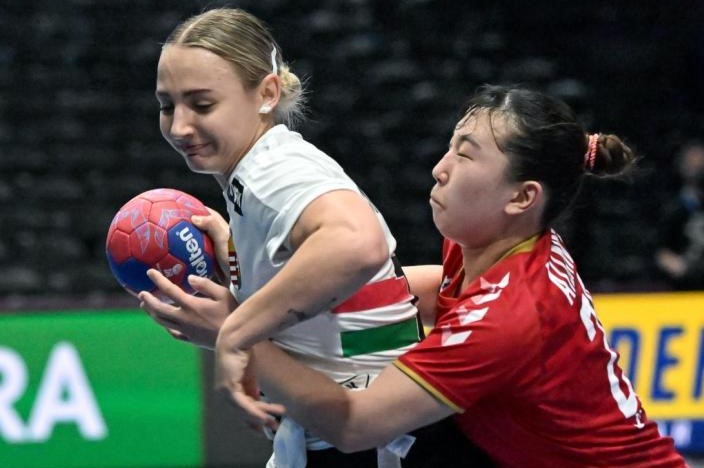 Női kézilabda-vb: negyeddöntőbe jutott a magyar válogatott