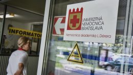 Egészségügyi dolgozókra támadtak a pozsonyi Ružinov Kórházban