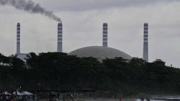 A világ olajpiacán nem sok vizet zavar Venezuela