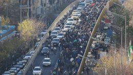 Fenyegetésként kezeli a tüntetésekkel kapcsolatos amerikai és izraeli megszólalásokat Teherán
