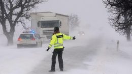 Hóhelyzet Kelet-Szlovákiában: késhetnek a postai küldemények és a vonatok