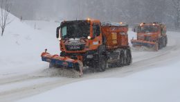 Európa-szerte komoly fennakadásokat okoz a rendkívüli időjárás