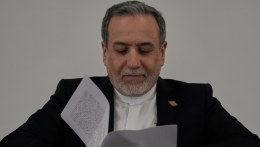 Arakcsi: Készen állunk tárgyalni az USA-val, ellenőrzésünk alatt tartjuk a helyzetet az országban