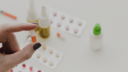 Vezető gyógyszerész: Szlovákiában még mindig alacsonyak a gyógyszerárak