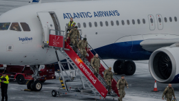 A vezérkari főnökkel együtt dán katonai egységek érkeztek Grönlandra
