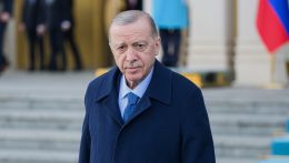 A török elnök bízik benne, hogy diplomáciai úton rendeződnek az iráni zavargások