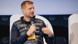 Kaprinay Zoltán: „Fogyasszunk magunkból többet”