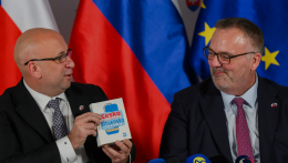 Csehország és Szlovákia közösen újítja fel a D2-es autópálya Morva-hídját