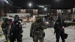 Az amerikai elnök nem akarja, hogy emberek haljanak meg, a demokraták a hibásak az amerikai zavargásokért – közölte a Fehér Ház