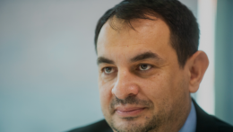 Az ellenzéki Slovensko Mozgalom bírálja a 17 millió eurós roma projektet