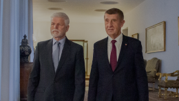 Andrej Babiš szerint időpocsékolás a kormány elleni bizalmatlansági vita Prágában