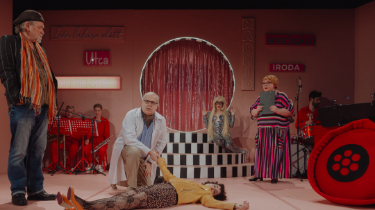 Nők az idegösszeomlás szélén