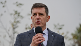 Távozik a befektetési minisztérium államtitkára