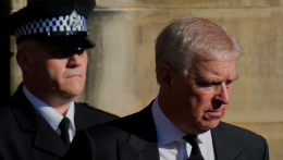 Rendőrségi őrizetben ünnepelte születésnapját III. Károly király öccse, András