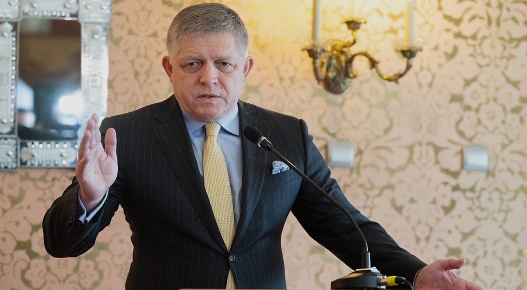 Fico támogatjuk Ukrajna uniós csatlakozását ha az minden feltételt teljesít