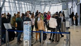 Folytatódik a szlovák állampolgárok evakuálása a Közel-Keletről