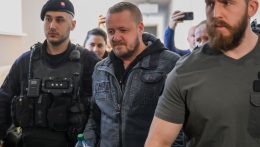 A Gašpar család és az SaS is igyekszik leszámolni a múlt kísértő árnyaival