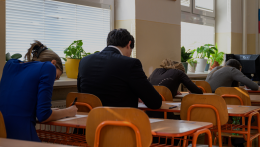 Zajlanak az írásbeli érettségik, és feltűnt egy formabontó újdonság is