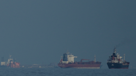 Újraindult a hajóforgalom a Hormuzi-szorosban