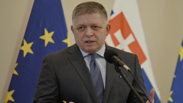 Robert Fico várhatóan nem támogatja az EU Ukrajnával kapcsolatos határozatait