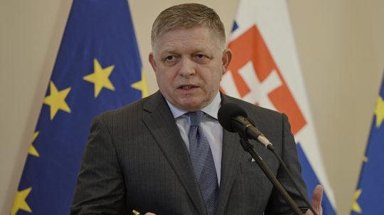 Fico pénteken Ukrajnába utazik — Zelenszkijjel, Koreckijjel és Tuskkal is tárgyal