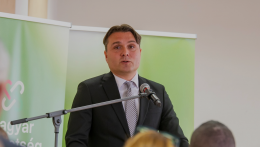 Gubík László a magyarországi választásokról: akár büszkék is lehetünk rá, hogy az egész világ erre figyel majd    